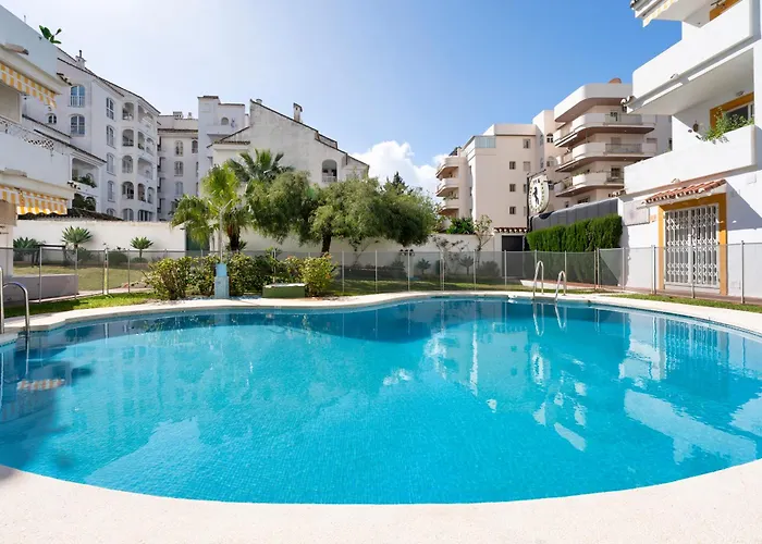 Apartman 4br Penthouse W Pool & Parking 500m From The *