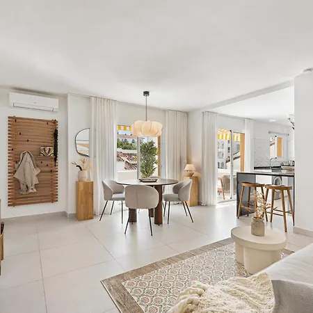 4br Penthouse W Pool & Parking 500m From The Appartamento Marbella